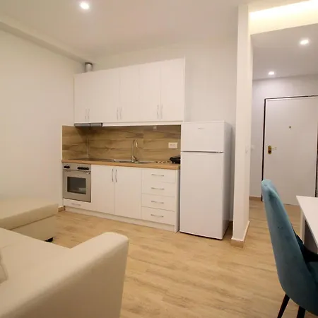 Seascape Comfort Apartment Sarande